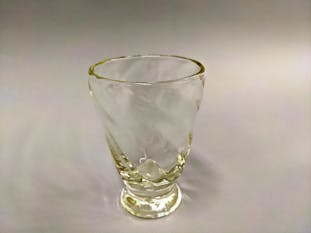 白瑠璃ガラス 十一方流れタンブラー